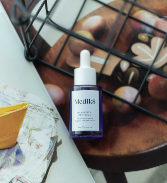 Medik8 Bakuchiol Peptides 30 ml-2